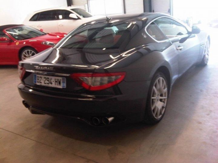 Maserati GranTurismo 4.2 V8     Essence NOIRE - 15