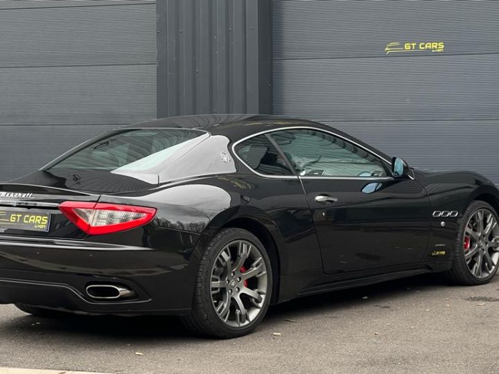 Maserati GranTurismo 4,7 L S 440 ch boîte F1 NOIRE - 2