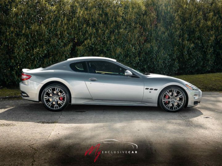 Maserati GranTurismo 4.7 S BVR - Embrayage 30% - PARFAIT Etat - Carnet complet et à jour (révision 04/2024) - Garantie 12 Mois Gris Argent (grigio Touring) - 6