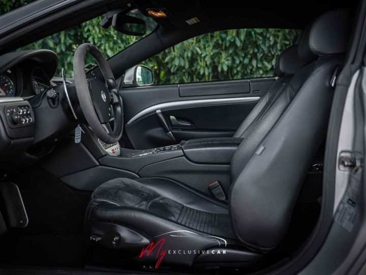 Maserati GranTurismo 4.7 S BVR - Embrayage 30% - PARFAIT Etat - Carnet complet et à jour (révision 04/2024) - Garantie 12 Mois Gris Argent (grigio Touring) - 14