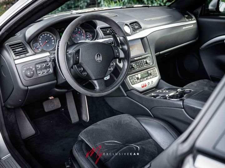 Maserati GranTurismo 4.7 S BVR - Embrayage 30% - PARFAIT Etat - Carnet complet et à jour (révision 04/2024) - Garantie 12 Mois Gris Argent (grigio Touring) - 24