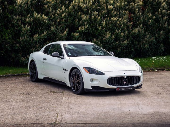 Maserati GranTurismo 4.7 S BVR F1 - Pack Carbone MC Sport Line - Origine France - Révisée 04/2024 - Embrayage 49% - PARFAIT Etat - Garantie 12 Mois Blanc Eldorado - 7