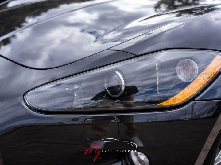 Maserati GranTurismo 4.7 S BVR - Garantie 12 Mois - Carnet Complet Et à Jour (révision Sera Faite Pour La Vente) - Très Bon Etat - Intérieur Cuir Rouge Gris Foncé Métallisé - 9