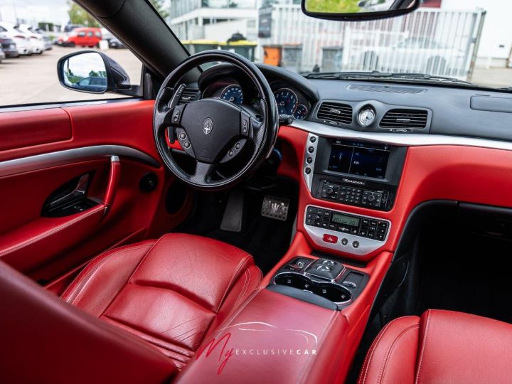 Maserati GranTurismo 4.7 S BVR - Garantie 12 Mois - Carnet Complet Et à Jour (révision Sera Faite Pour La Vente) - Très Bon Etat - Intérieur Cuir Rouge Gris Foncé Métallisé - 25