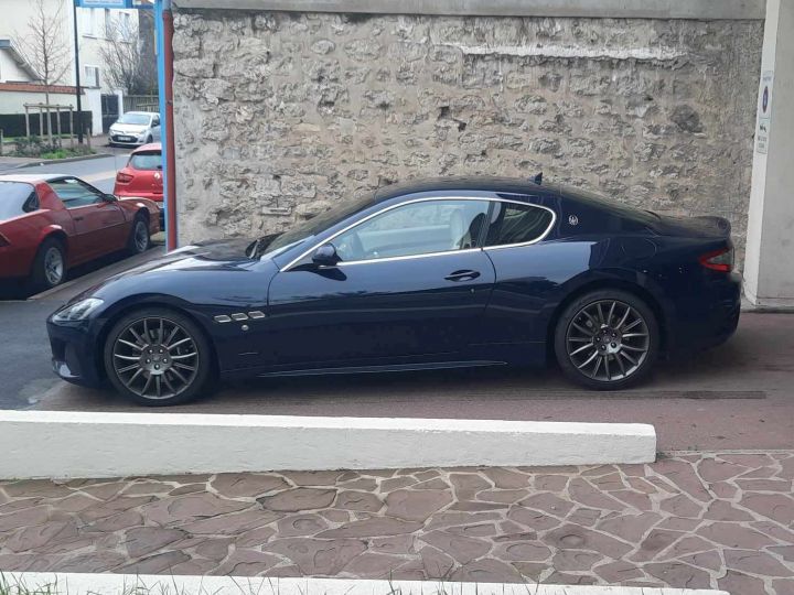 Maserati GranTurismo 4.7 V8 SPORT Bleu Pozzi - 4