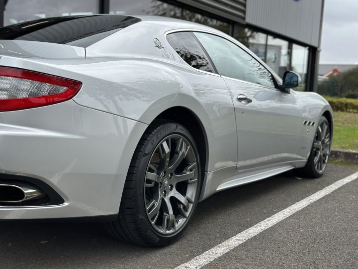 Maserati GranTurismo GRANTURISMO 4.7 V8 S gris métal - 7