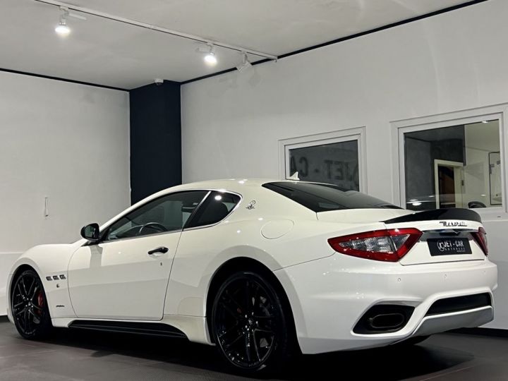 Maserati GranTurismo V8 4.7 460 Sport Pack Carbon Caméra HKardon JA20 Garantie 12 mois Prémium BLanche - 5