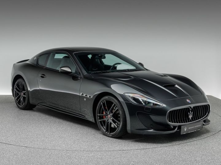 Maserati GranTurismo V8 4.7 460 Sport ''Special Edition'' 1 OF 400 Carbon HKardon JA20 Garantie 12 mois Prémium Gris Granit - 2