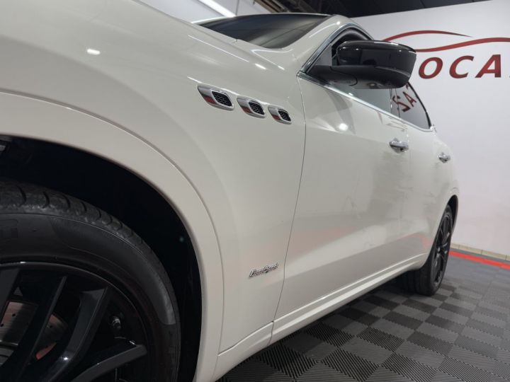 Maserati Levante 3.0 V6 Bi-Turbo 430 S Q4 GranSport +TOIT OUVRANT Blanc - 21