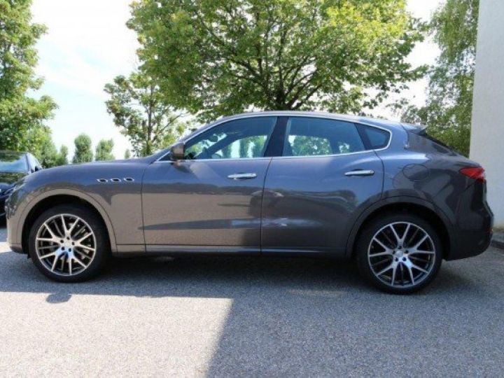 Maserati Levante GRANSPORT 4X4 3.0 V6 BI-TURBO 430 S AUTO     Essence GRIS FONCE - 8