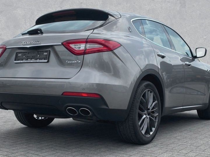 Maserati Levante Maserati Levante Diesel ** ACC ** Cuir ** gris - 2