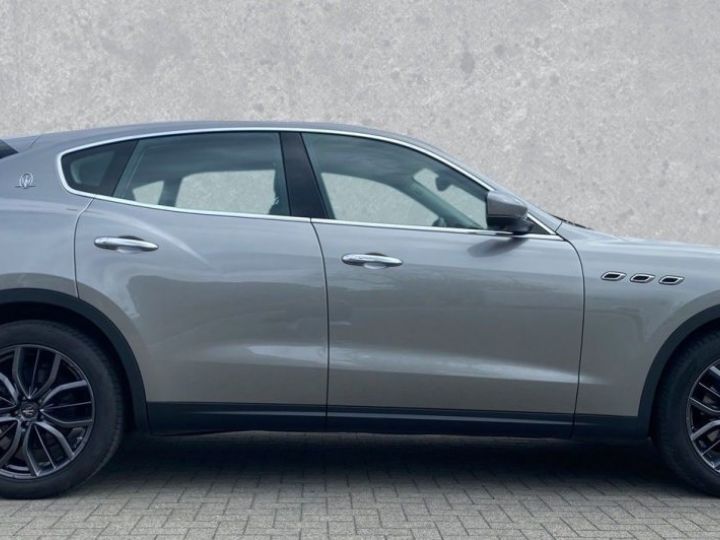 Maserati Levante Maserati Levante Diesel ** ACC ** Cuir ** gris - 3