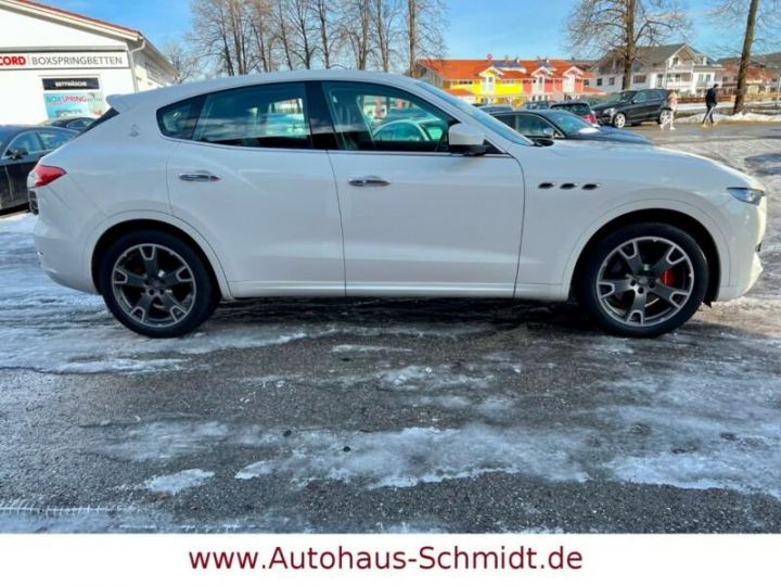 Maserati Levante Maserati Levante Diesel Blanc 3.0 V6 275 Caméra Apple CarPlay Garantie 12 Mois Banche - 7