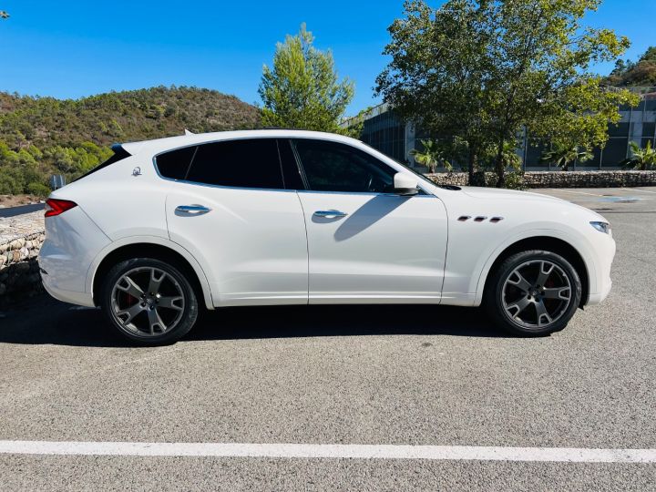 Maserati Levante MASERATI LEVANTE GRANSPORT Q4 3.0 D 24V 275 Cv BVA8 Blanc Verni - 2