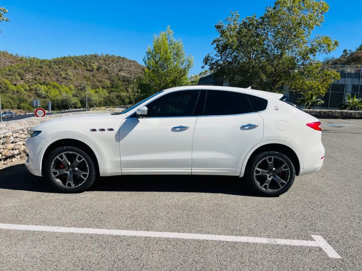 Maserati Levante MASERATI LEVANTE GRANSPORT Q4 3.0 D 24V 275 Cv BVA8 Blanc Verni - 5