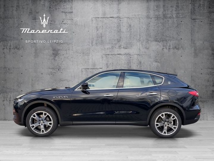 Maserati Levante Q4 SKYHOOK Noir - 2