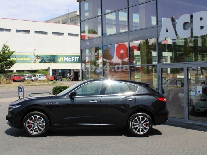 Maserati Levante S Q4 ACC*Pano*Business Plus*RFK*Garantie 12 Mois Noir - 3