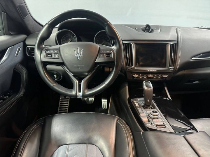 Maserati Levante S Q4 GRANLUSSO*ATT*PANO*HIVER*SOFTCLOSE Noir Metallisé - 12