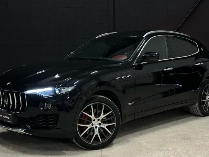 Maserati Levante SQ4 3.0 V6 430 CV Gran Lusso - Français Noir Métallisé - 1