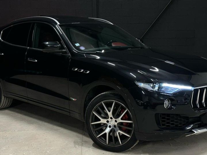 Maserati Levante SQ4 3.0 V6 430 CV Gran Lusso - Français Noir Métallisé - 5