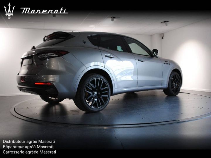 Maserati Levante V6 430 ch Modena S Gris - 5