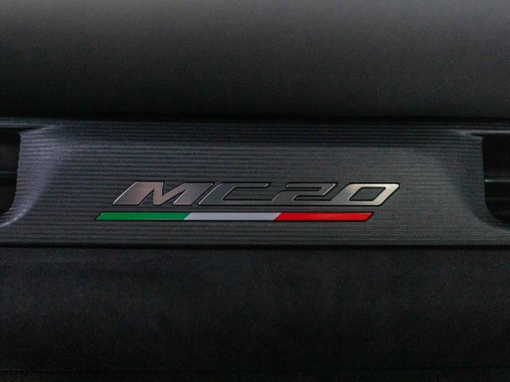 Maserati MC20 3.0 V6 630 CH - PREMIERE MAIN - FRANCAISE - MALUS PAYE - EN STOCK - Nombreuses Options Noir Métallisé - 28