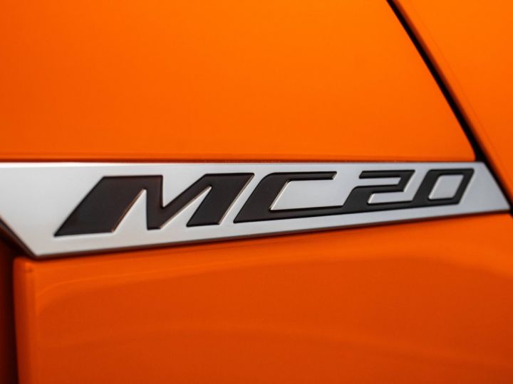 Maserati MC20 V6 630 ch Orange - 15