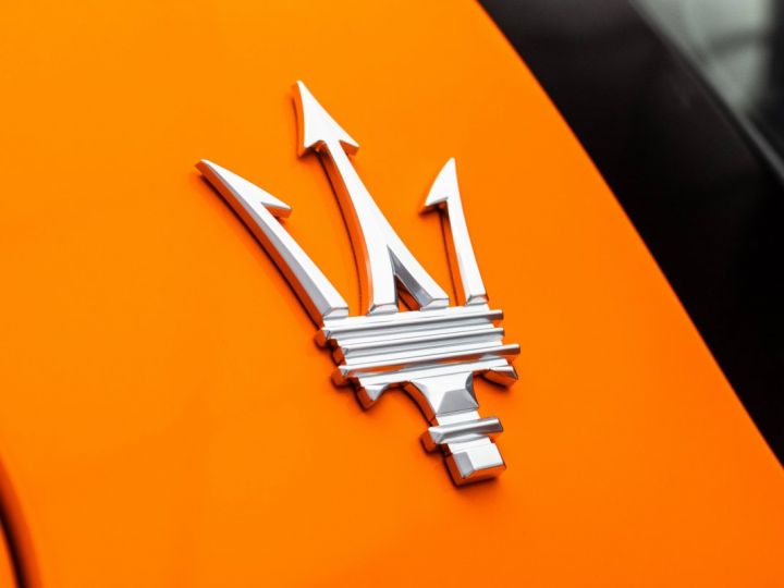 Maserati MC20 V6 630 ch Orange - 17