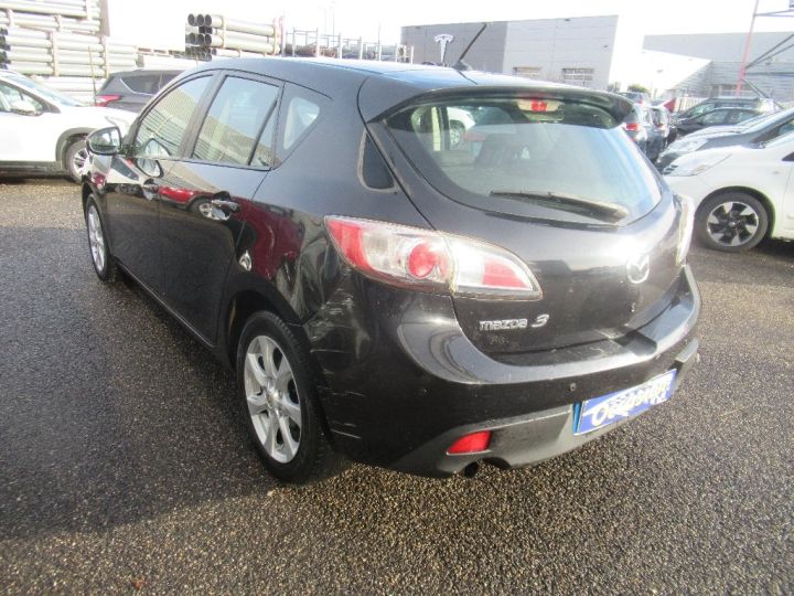 Mazda 3 MAZDA3 1.6L MZ-CD Dynamique Noir - 6