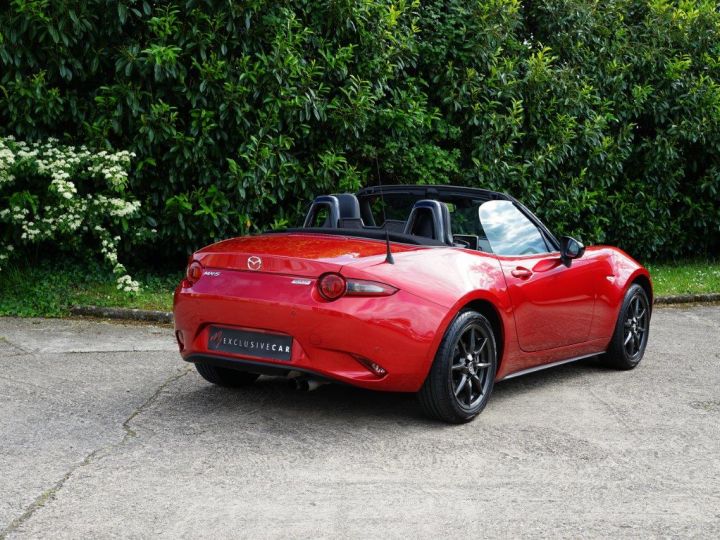 Mazda MX-5 MAZDA MX5 1.5L Rodaster Dynamique 131 Ch - GARANTIE 12 MOIS - Entretiens à Jour - Très Bon état - Capote Souple Manuelle Rouge Métal - 5