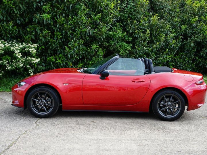 Mazda MX-5 MAZDA MX5 1.5L Rodaster Dynamique 131 Ch - GARANTIE 12 MOIS - Entretiens à Jour - Très Bon état - Capote Souple Manuelle Rouge Métal - 8