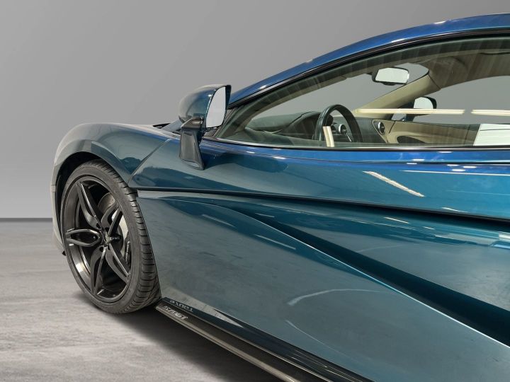 McLaren 570GT BLEU PACIFIQUE - 9