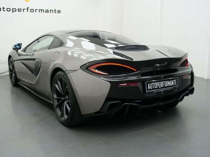 McLaren 570GT BLADE SILVER TOIT PANO CERAMIQUES B&W Garantie 12 mois BLADE SILVER - 8