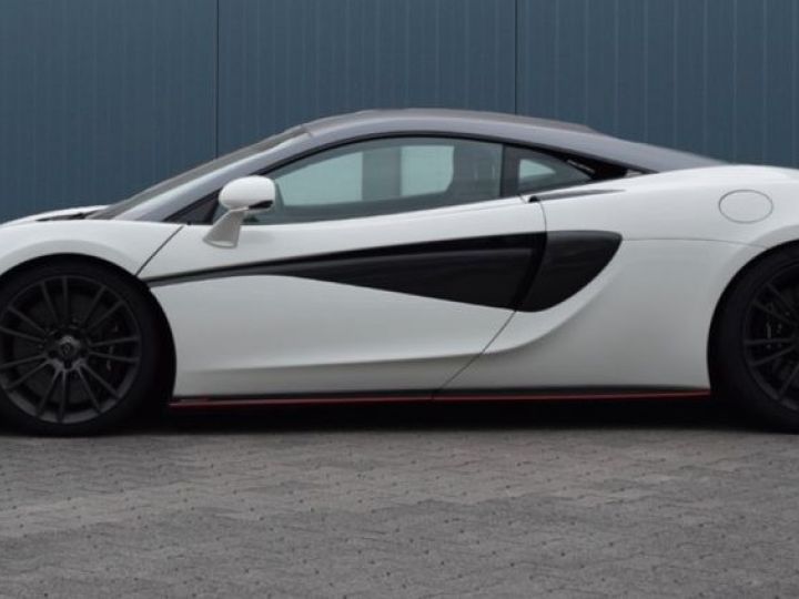 McLaren 570S coupé 660ch / MSO / Lift / B&W / Garantie 12 mois Blanc - 2