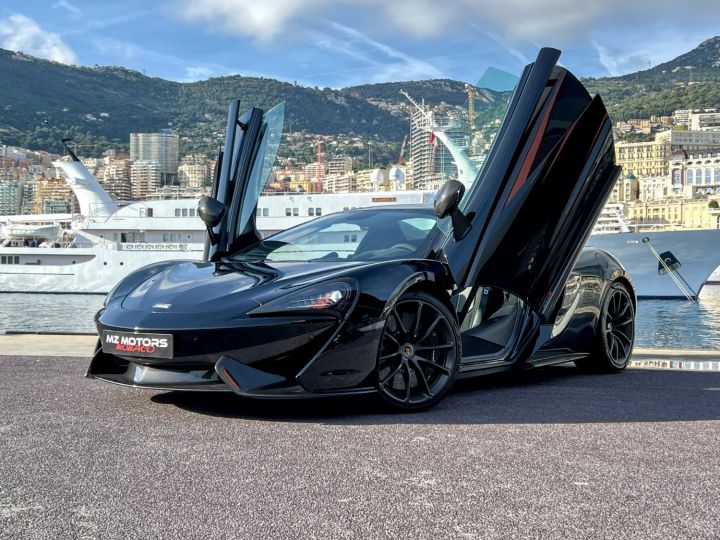 McLaren 570S SPIDER 3.8 V8 MSO FULL CARBONE Abyss Black - Mso Occasion - 1