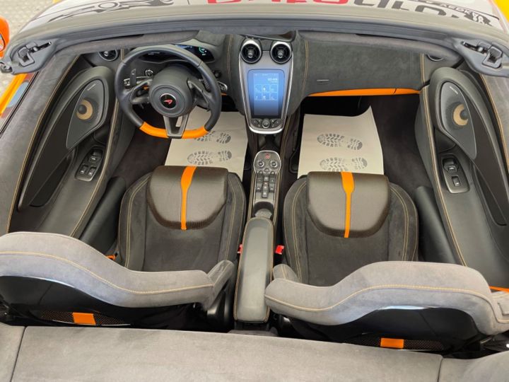 McLaren 570S Spider / Launch edition / Garantie McLaren Orange - 10