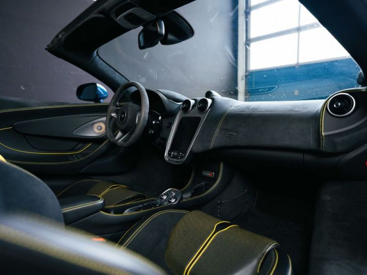 McLaren 570S Spider / Lift / B&W / Garantie 12 mois Bleu - 7