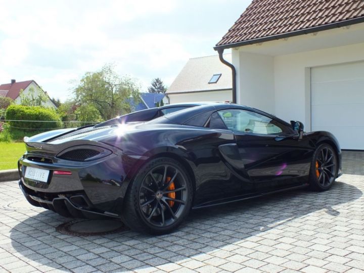 McLaren 570S V8 3.8 570 Ch - Caméra , Carbon , Céramique , LIFT Système, Son Bower&W., GARANTIE 12 Mois Prémium Noire - 11