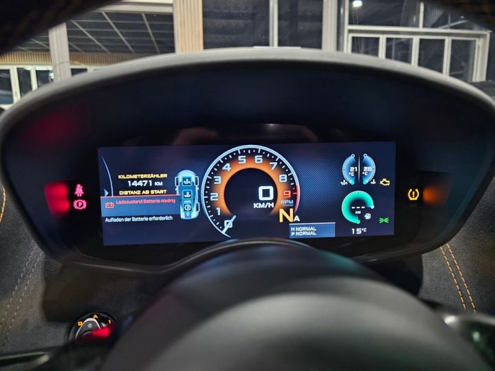 McLaren 570S V8 3.8 570S Spider LED Carbon Orage Ventura GPS Garantie McLaren 02/2025 Orange - 6