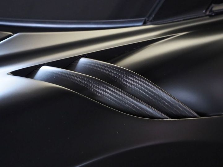McLaren 600LT V8 3.8 L 600 ch 600LT Spider MSO CARBON B&W  Noir Garantie 12 mois Noire - 3