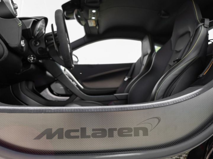 McLaren 675LT Noir Onyx première main garantie McLaren PAS DE MALUS NOIR ONYX - 27