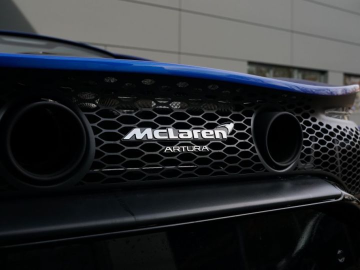 McLaren Artura V6 3.0 680 Hyb. Artura Performance Black Pack 1èreM Garantie McLaren 03/2026 Bleu - 15