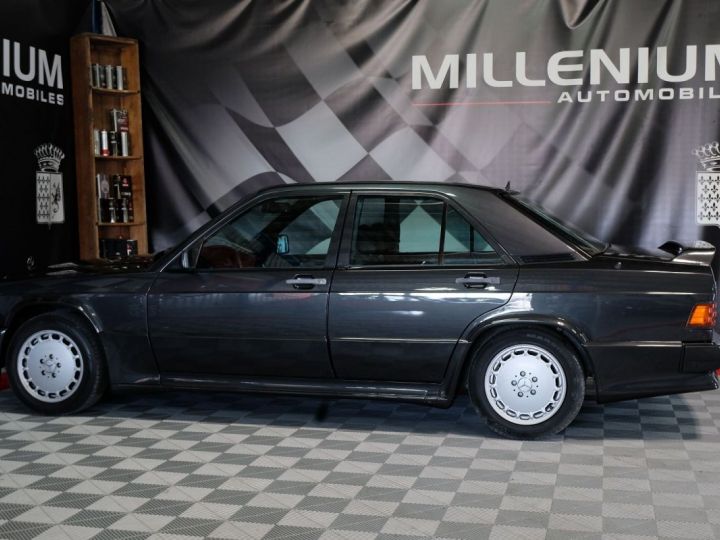 Mercedes 190 2.5 16S  ORIGINE FRANCE  Noir - 6