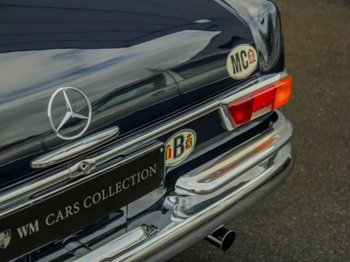 Mercedes 220 SEb C W111 Coupé Sunroof Automatic Bleu - 44