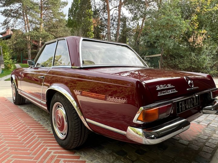 Mercedes 280 SL PAGODE Avec Historique 3eme Main Etat D'origne Exceptionnel mecanique restaure  - 17