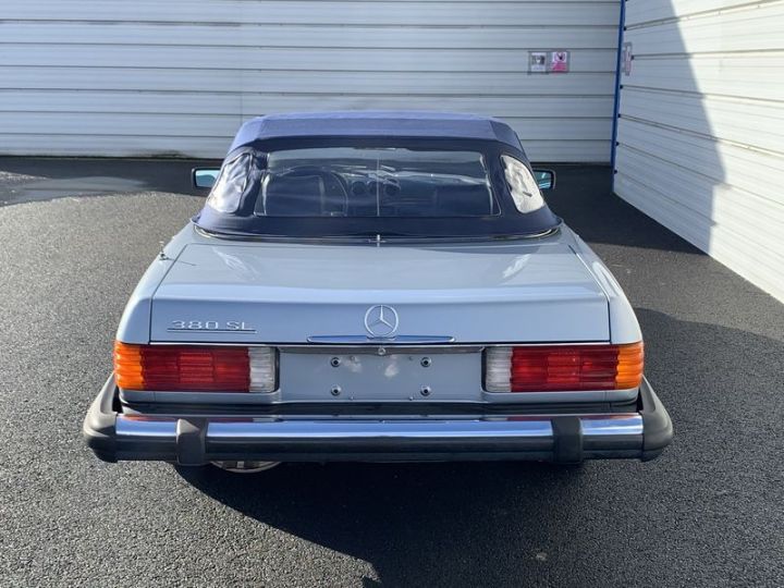 Mercedes 380 SL V8 De 1981 Bleu - 17