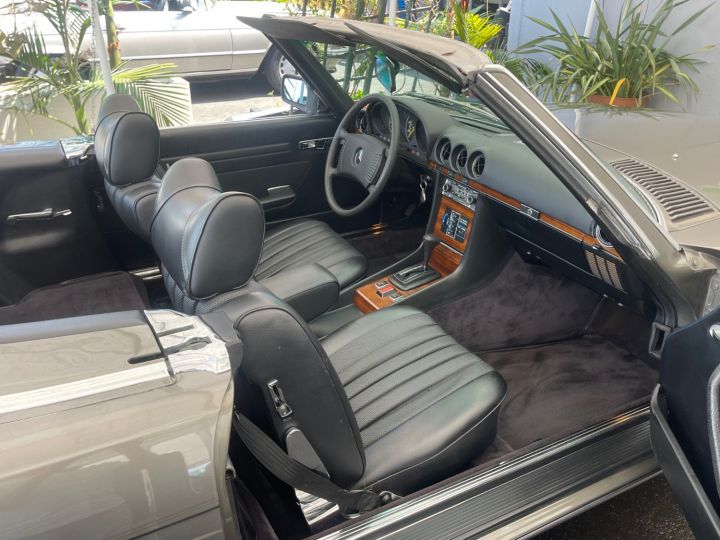 Mercedes 450 SL Remise A Niveau Etat Neuf  - 11