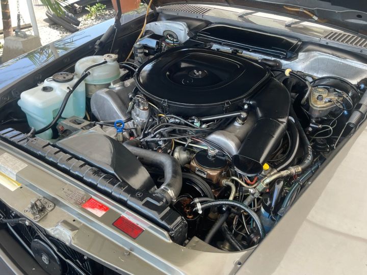 Mercedes 450 SL Remise A Niveau Etat Neuf  - 22