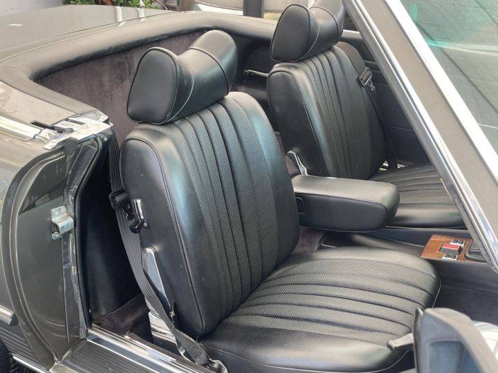 Mercedes 450 SL Remise A Niveau Etat Neuf  - 23