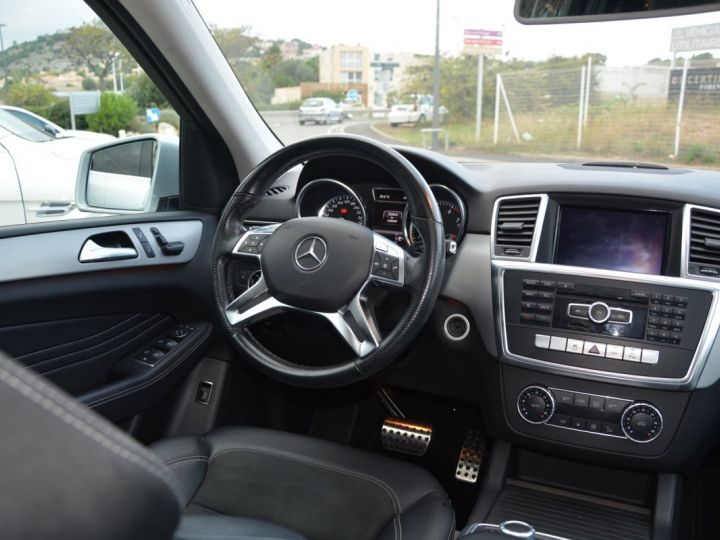 Mercedes 500 ML 4Matic Fascination Gris - 8